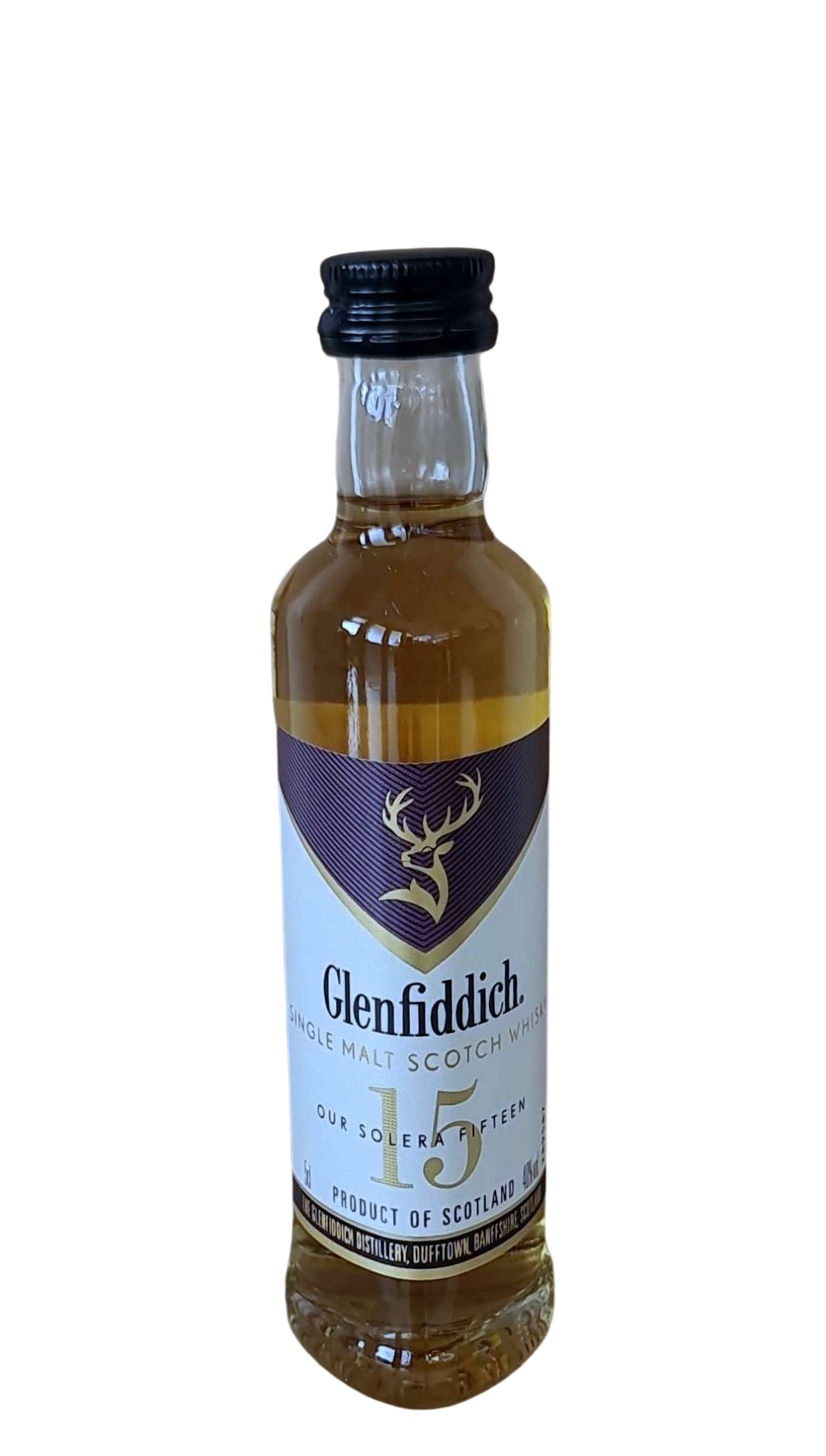 15 years old Glenfiddich is warm & spicy single malt matured in bourbon, new oak & sherry.